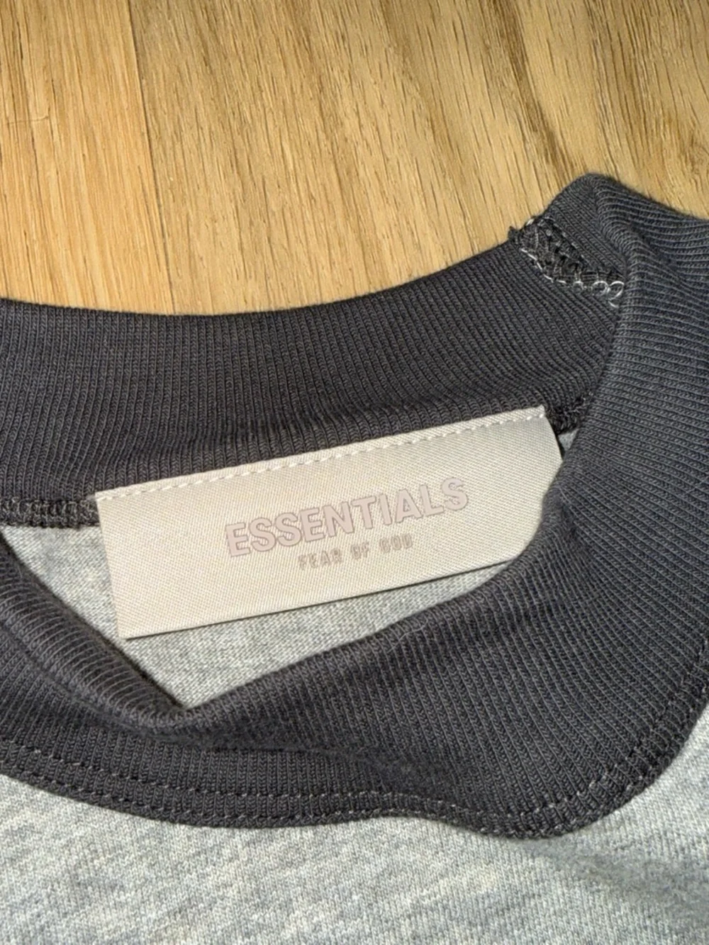 Essentials Fear of God - Black Gray Long Sleeve Tee